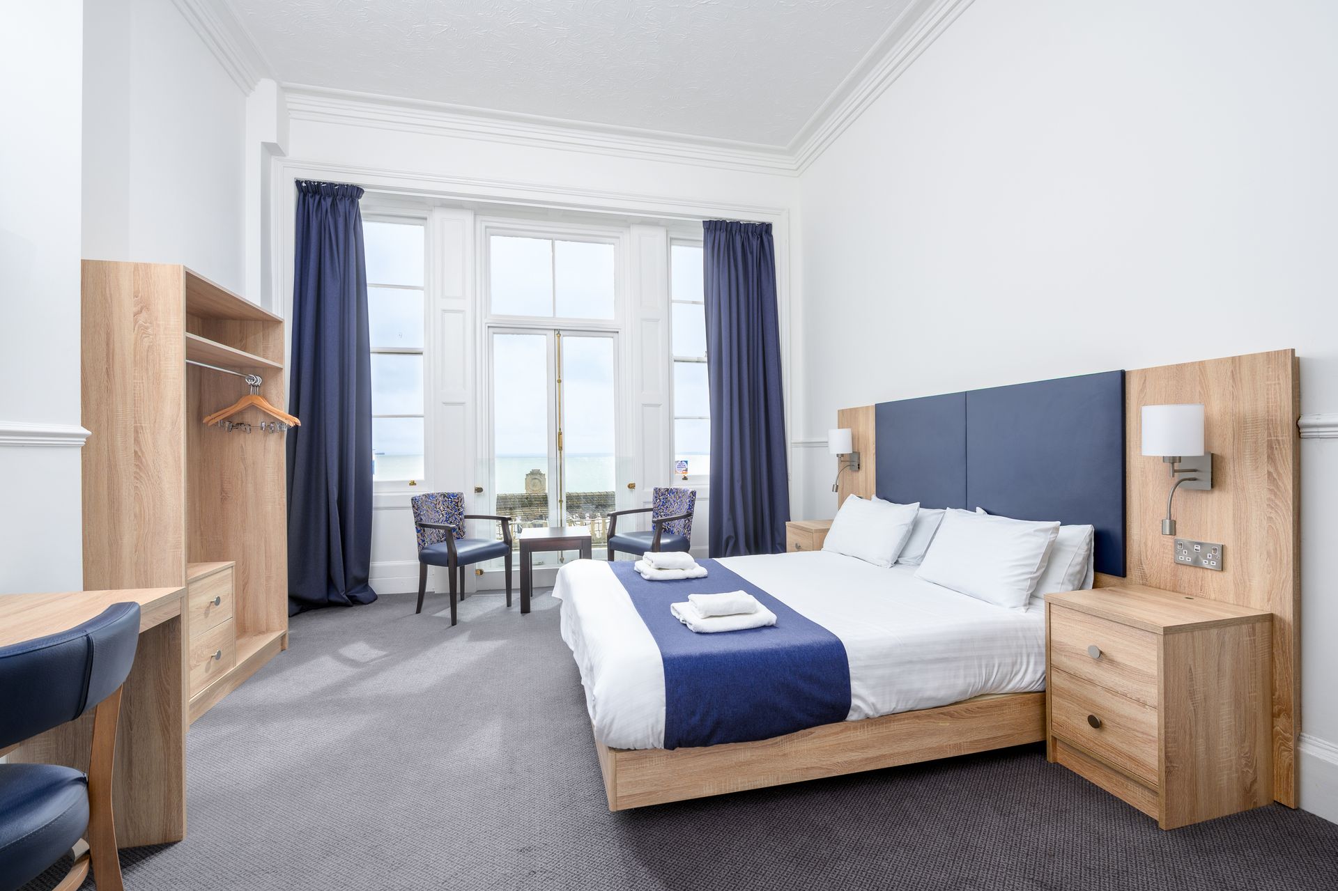Treble Room with Seaview at the Hotel Prince Regent in Weymouth