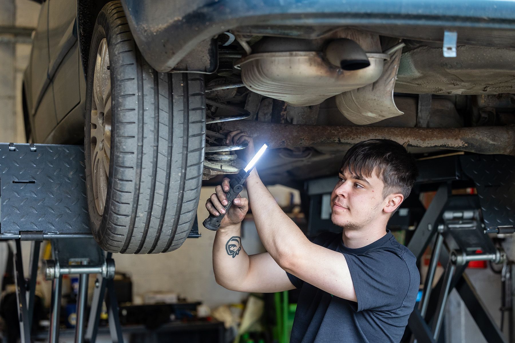 corporate photography berkshire brake pad check