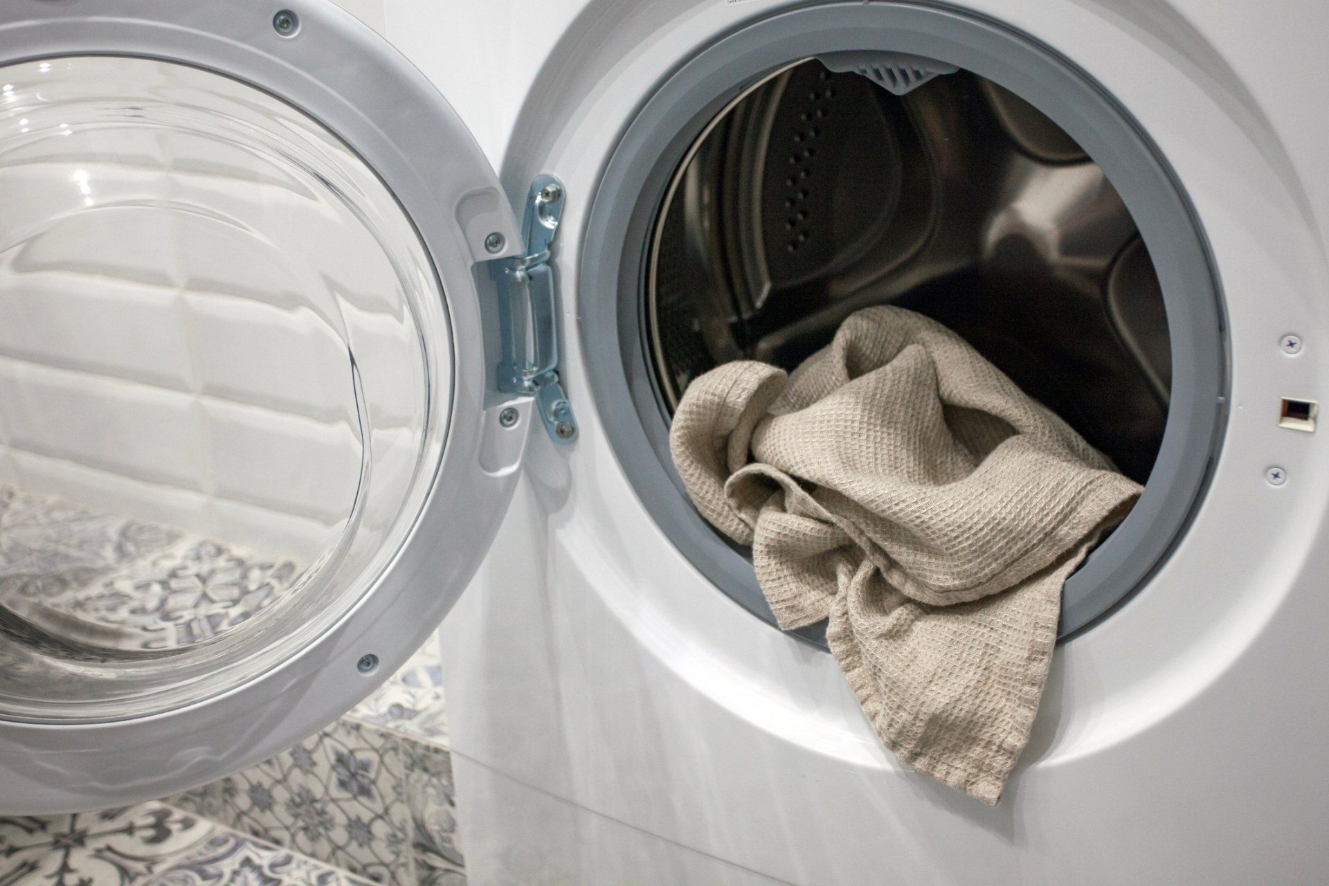 Clothes Dryer — Elyria, OH — Expert Appliance Solutions