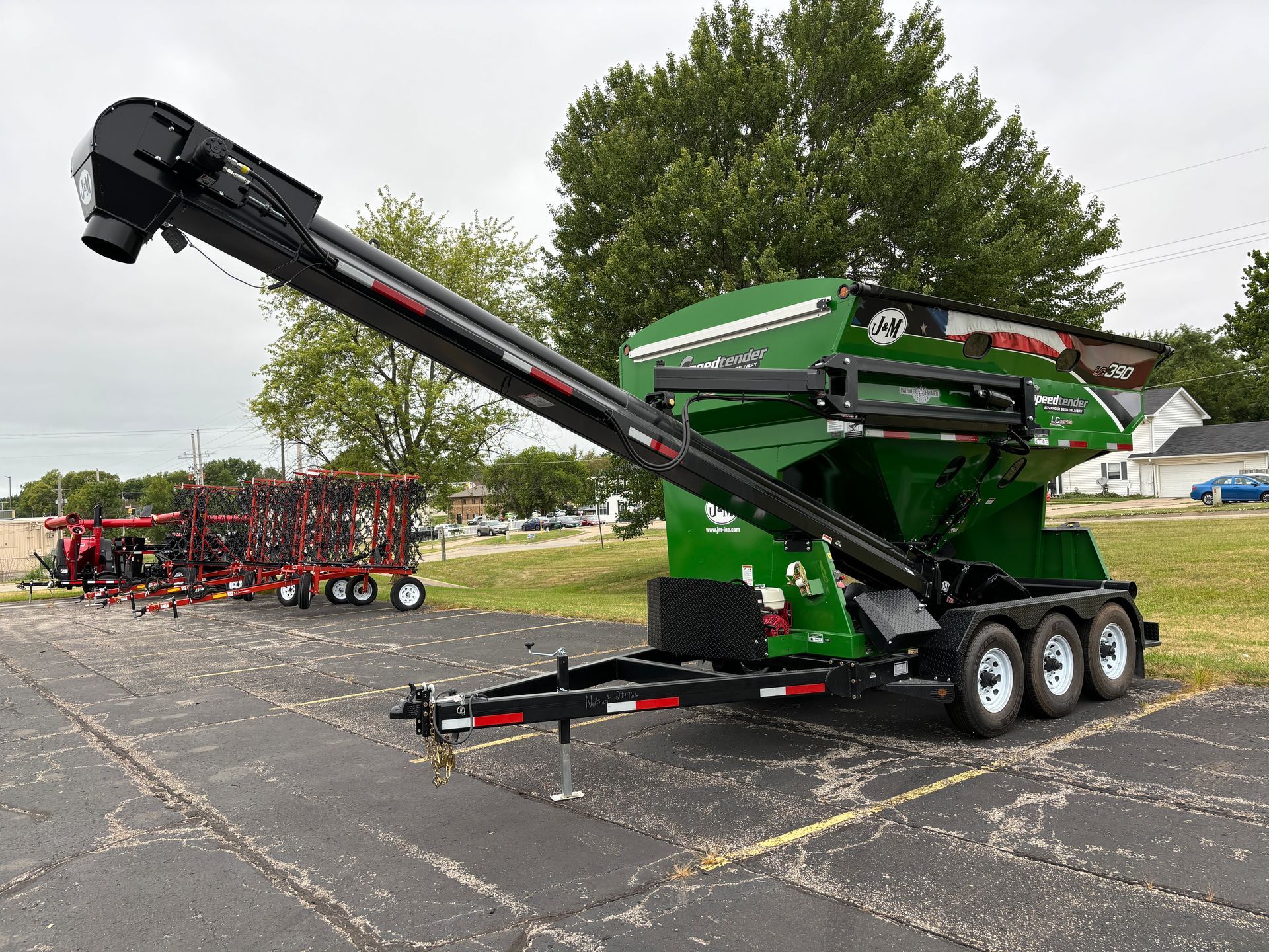 2024 J&M LC390 SpeedTender Seed Transport