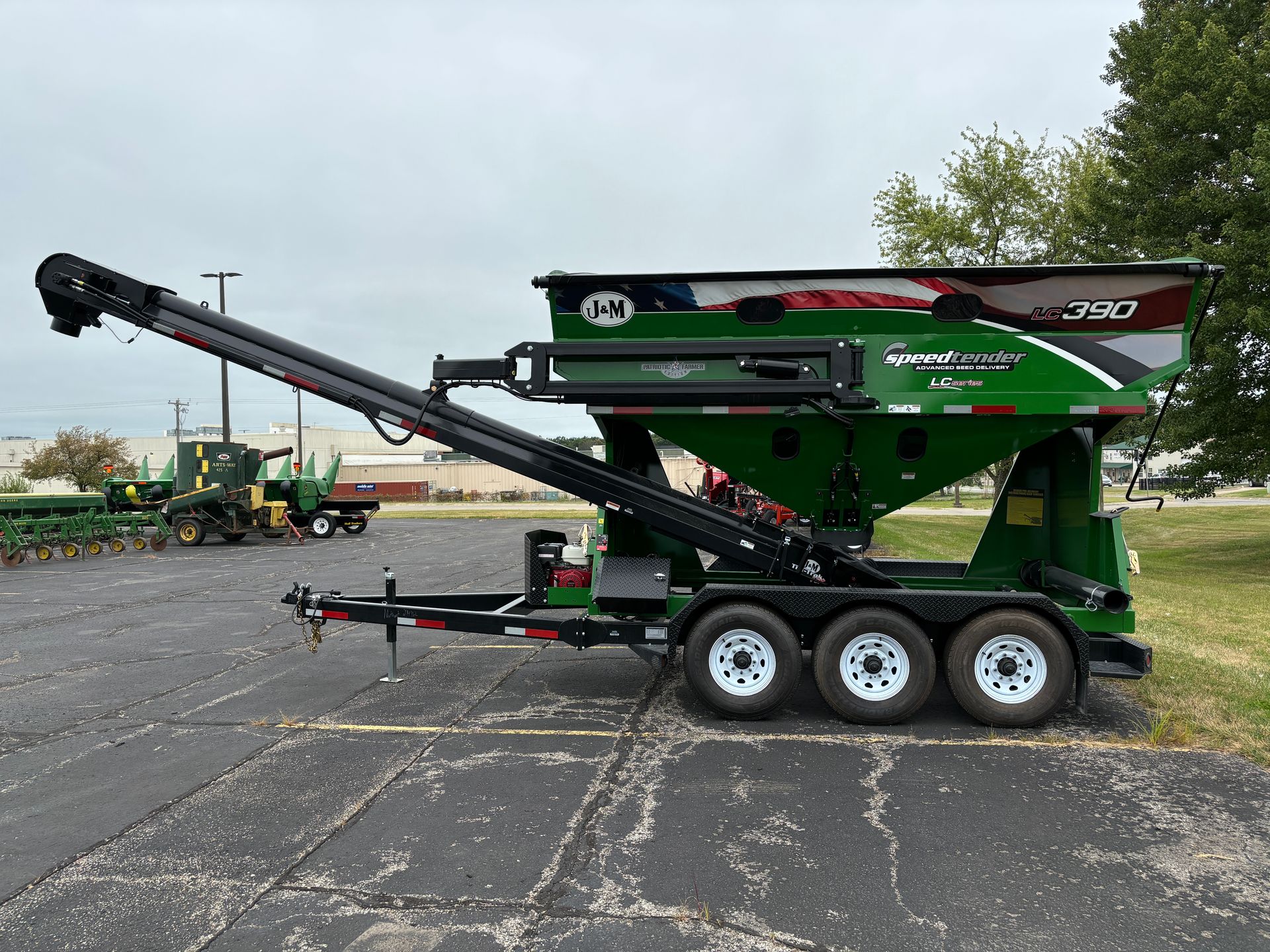 2024 J&M LC390 SpeedTender Seed Transport