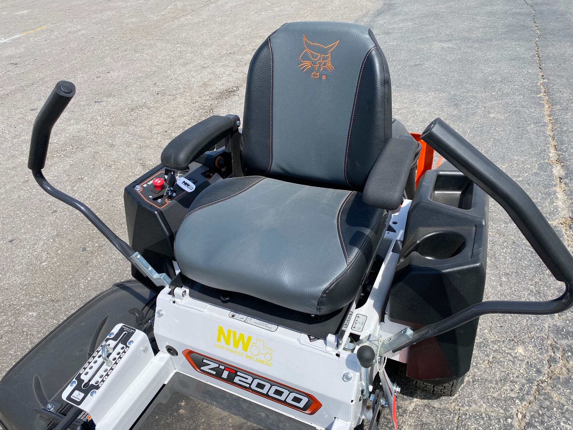 Bobcat ZT 2000 zero-turn mower with grey seat, black controls, and cup holder.
