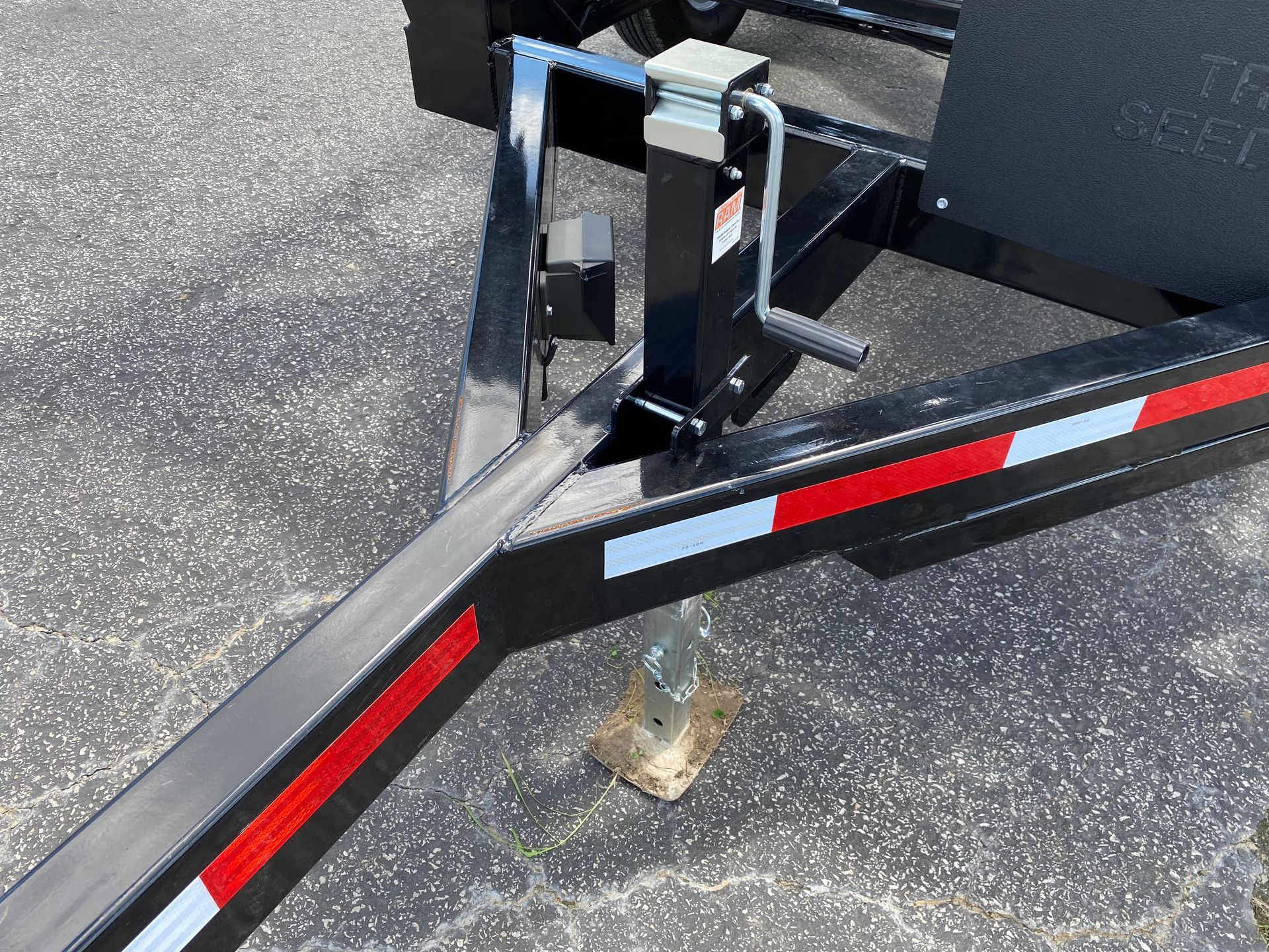 2023 Travis Seed Cart HSC4000B Seed Cart