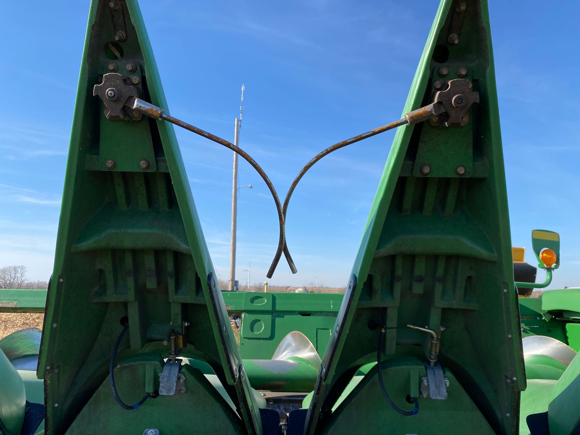 Green corn head, cables shown