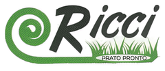 Logo Ricci con spirale verde ed erba, più la scritta “Prato Pronto” in nero e verde