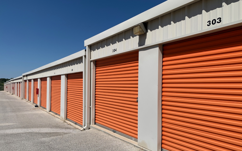 AA Aarons Mini Storage facility seguin