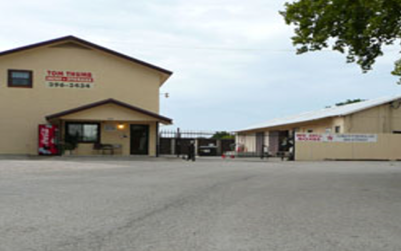 Tom Thumb Mini Storage Facility