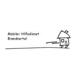 Eine Schwarzweißzeichnung eines Hauses auf einem Hügel.