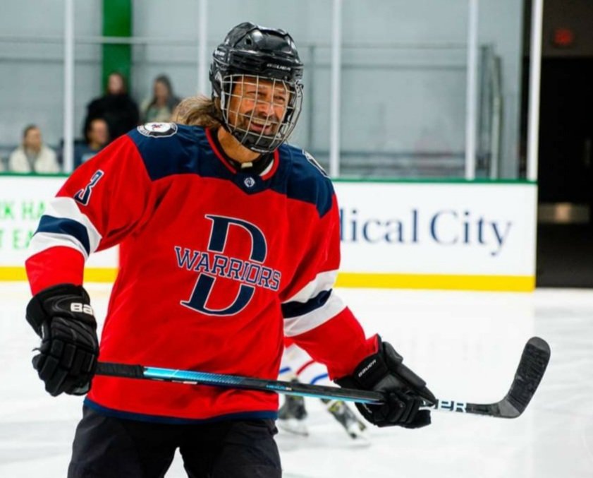 Most ice hockey teams played on by an individual in one year: Calvin Mees sets world record