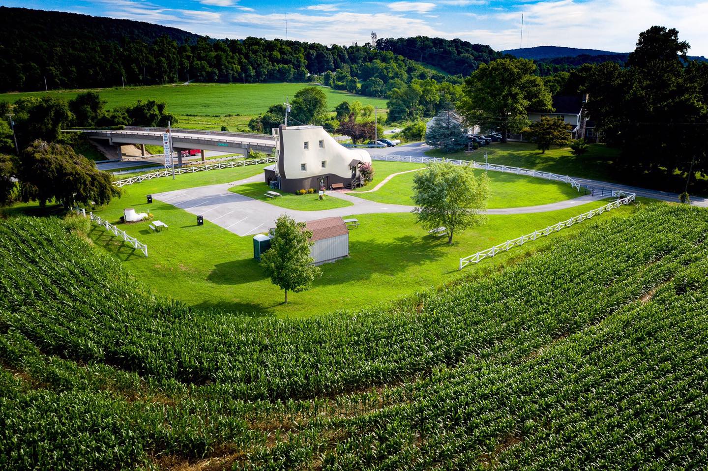 World's Largest Shoe House The Haines Shoe House sets world record