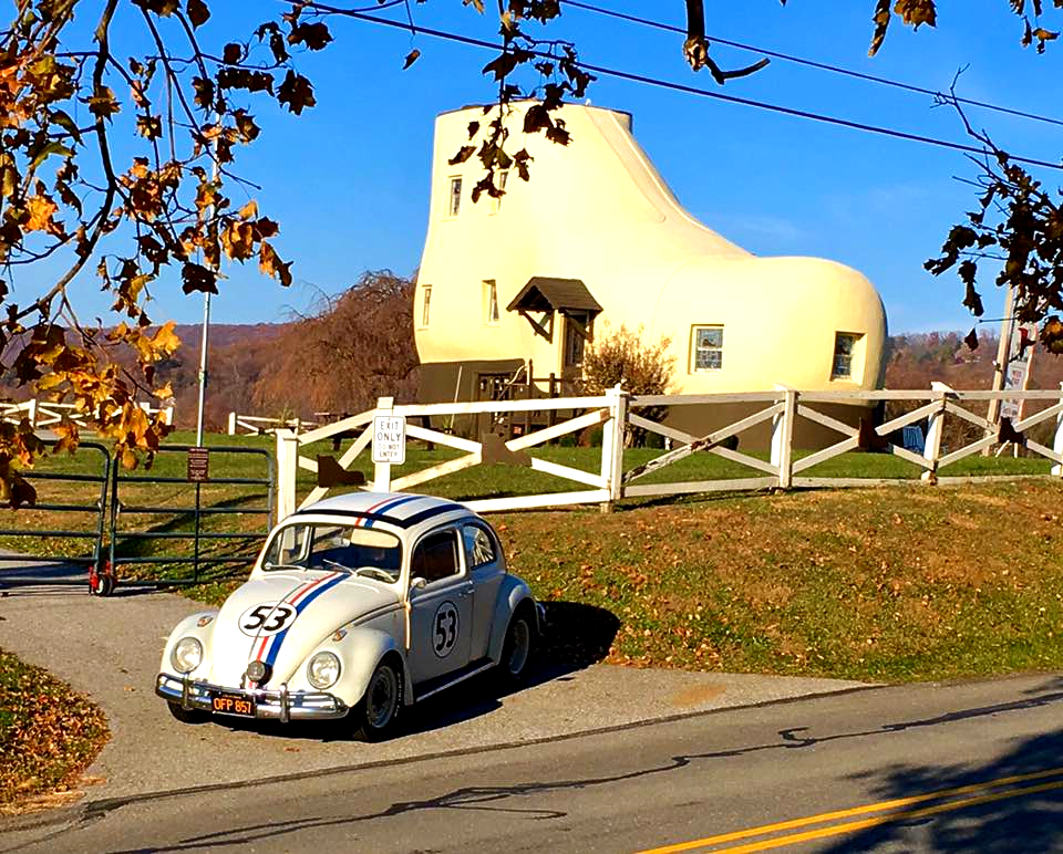 World's Largest Shoe House The Haines Shoe House sets world record