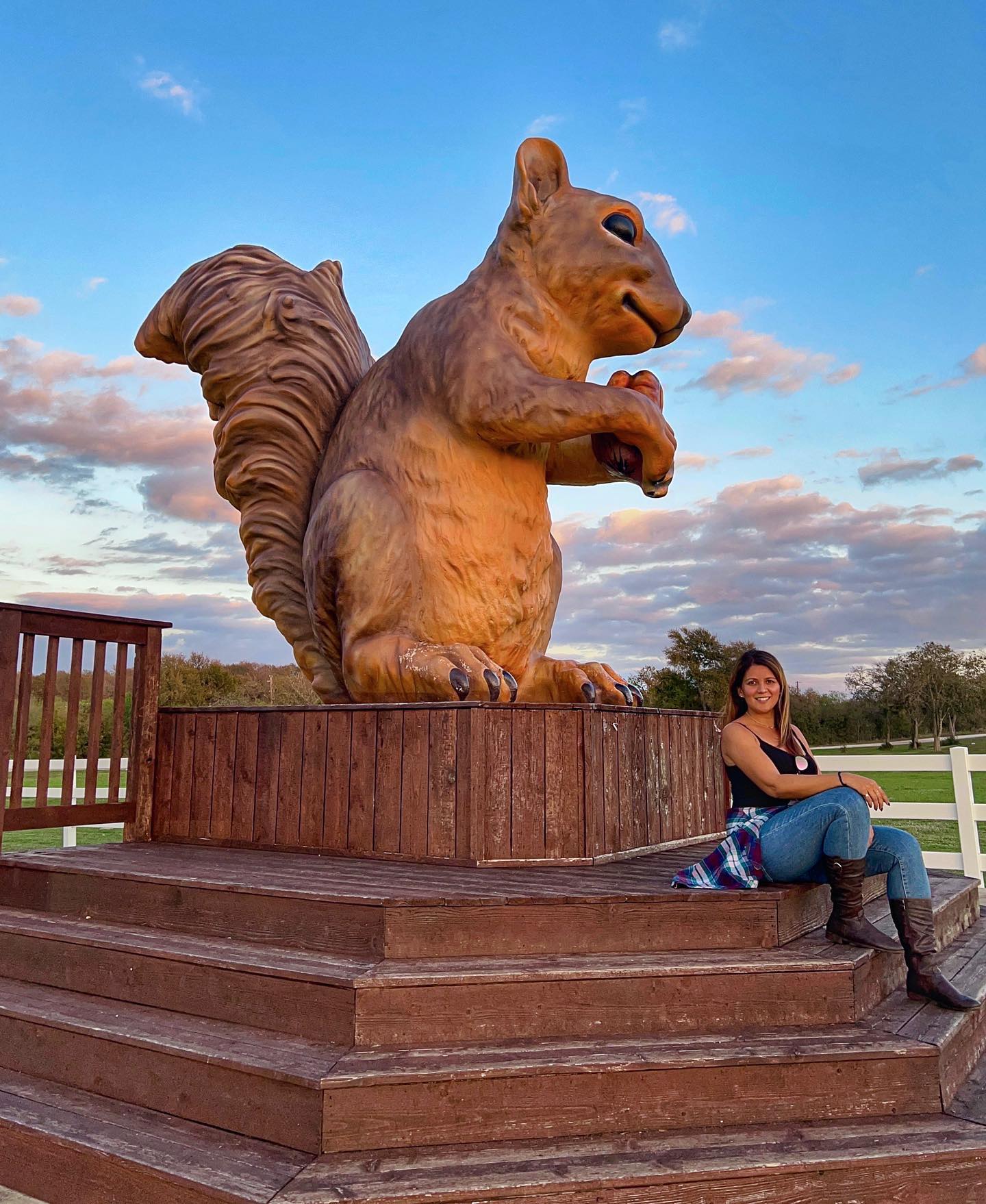World's largest squirrel sculpture Cedar Creek, Texas, sets world record