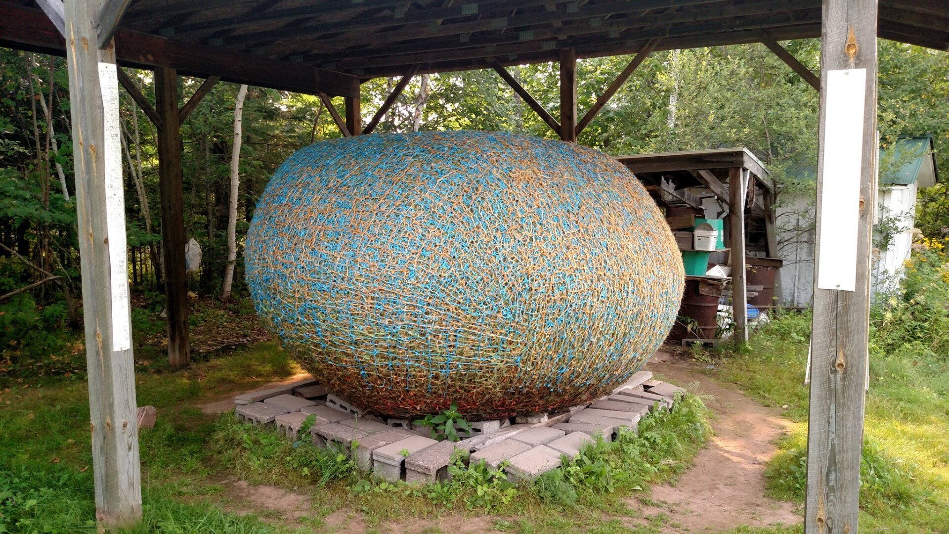 World's Heaviest Ball of Twine Lake Nebagamon, Wisconsin sets world record