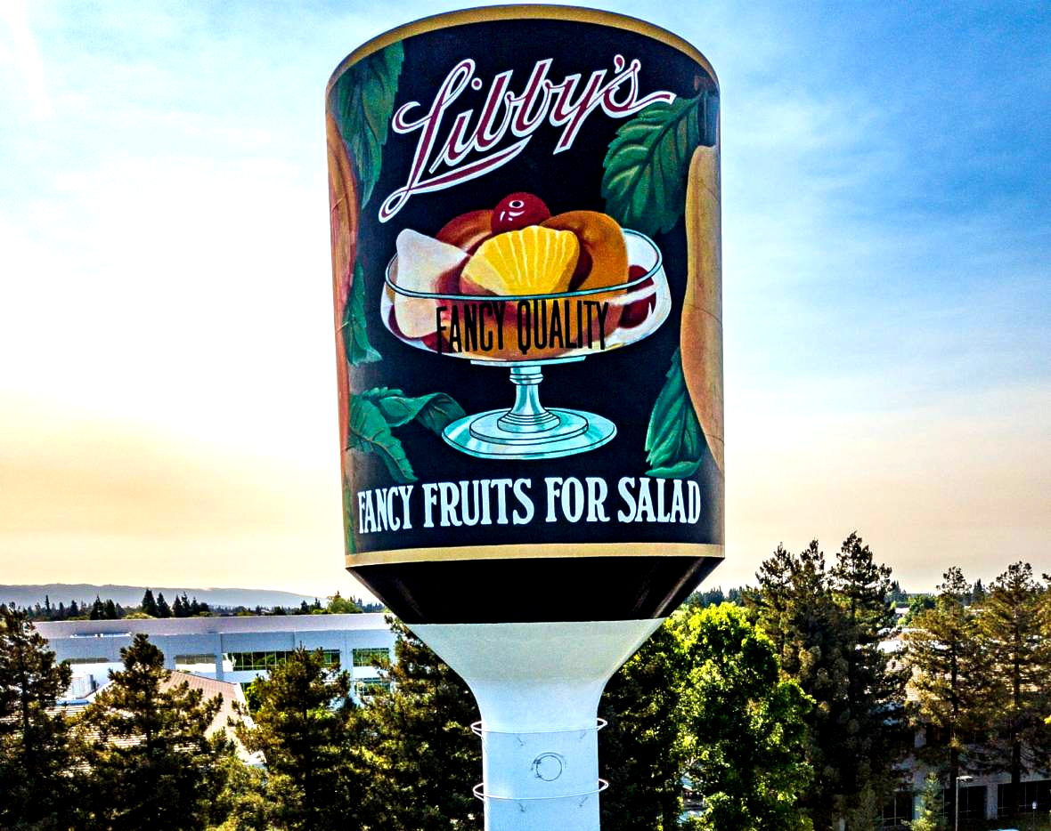 World's Largest Can of Fruit Cocktail Sculpture: world record set in Sunnyvale, California