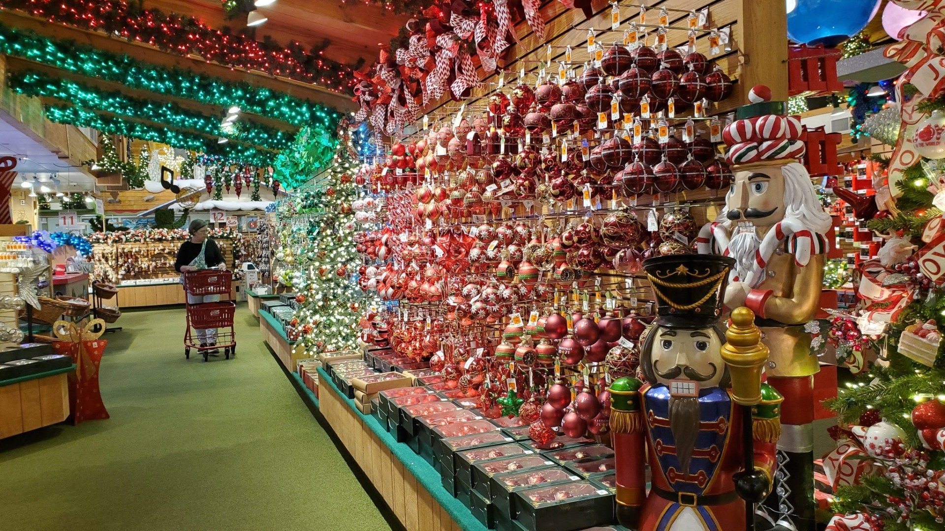 World's Largest Christmas Store world record in Frankenmuth, Michigan