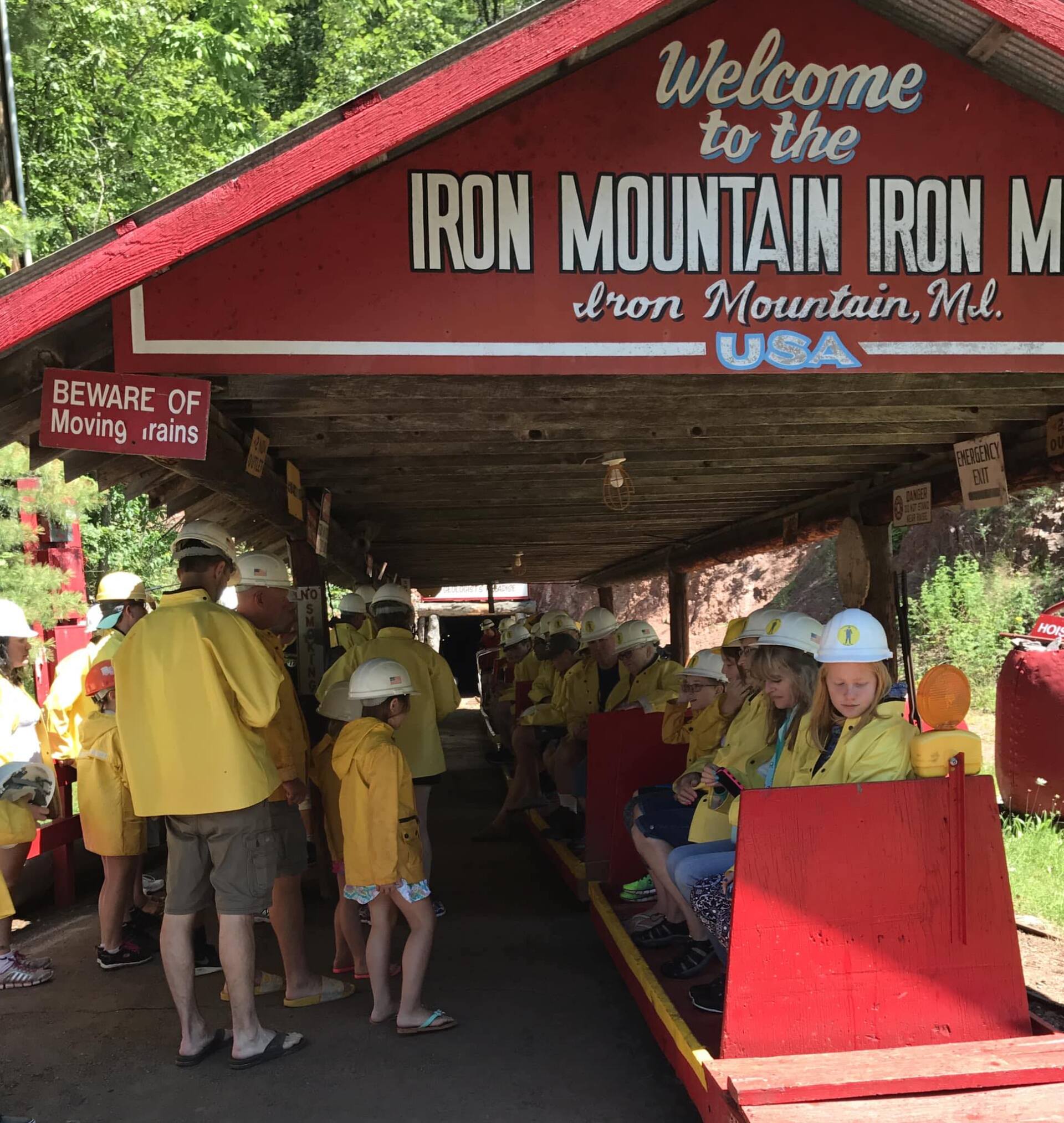 World’s Largest Miner Sign world record in Vulcan, Michigan