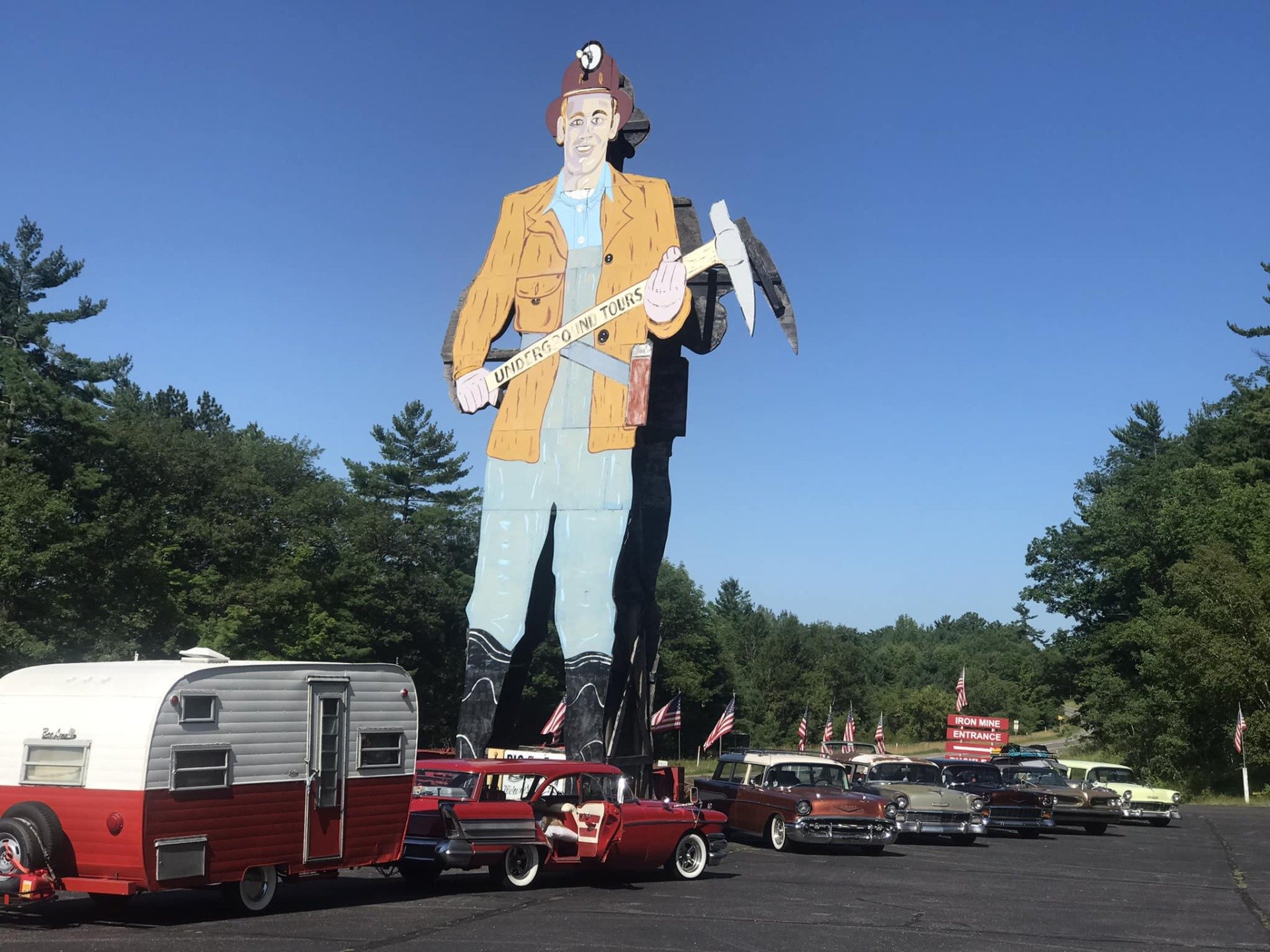 World’s Largest Miner Sign world record in Vulcan, Michigan