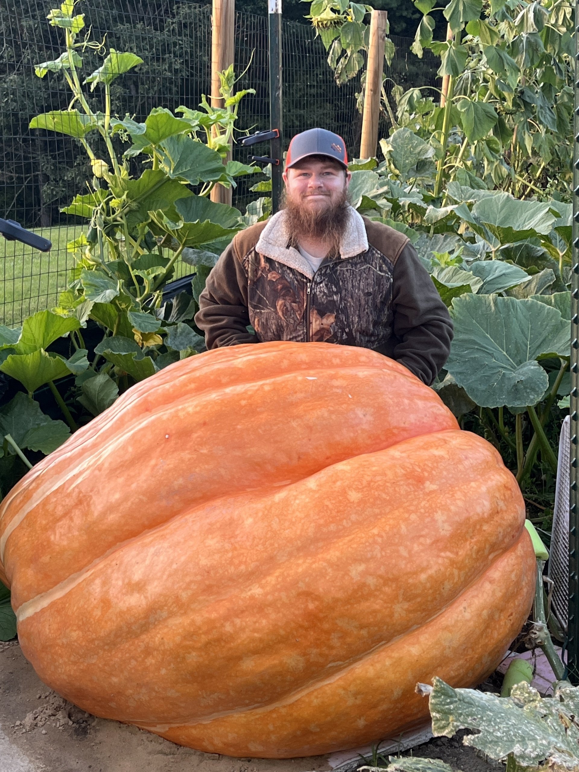Most varieties of Giant fruits and vegetables grown: world record in Jumping Branch, West Virginia