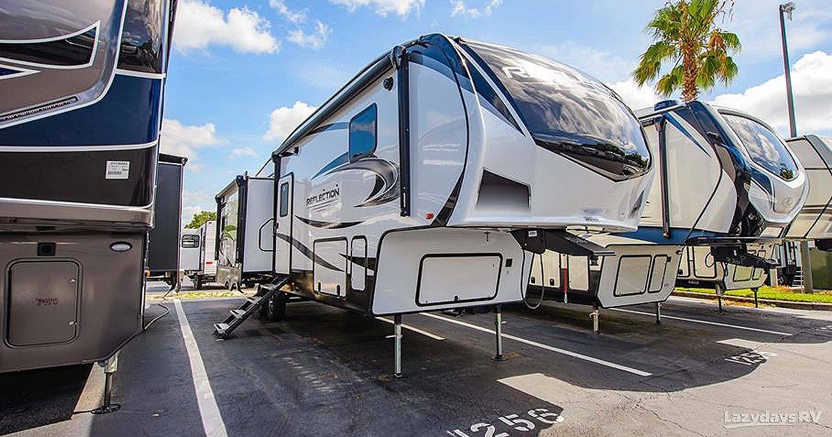World’s Largest RV Dealership world record in Tampa, Florida