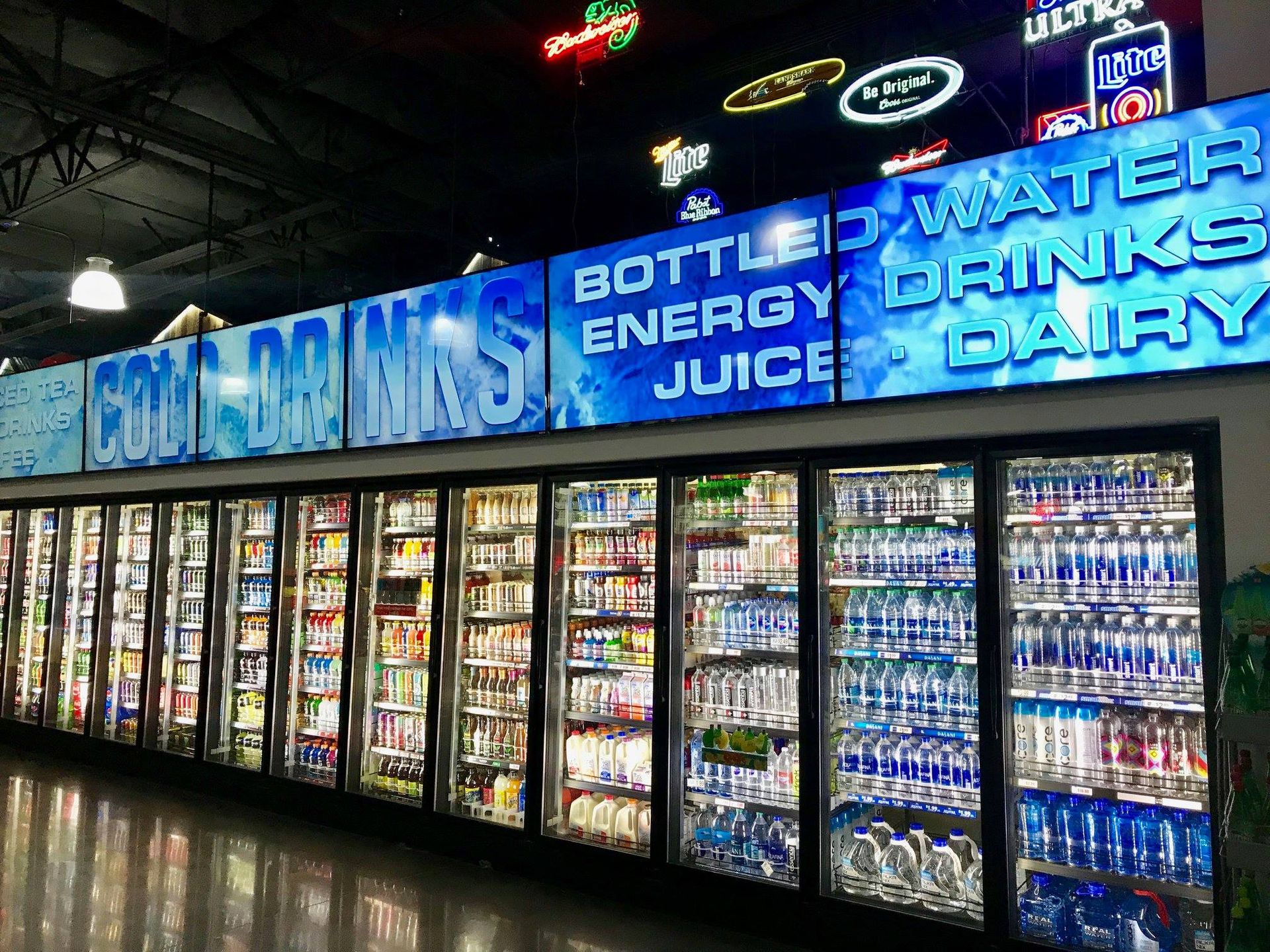 World's Largest Chevron Gas Station world record in Jean, Nevada