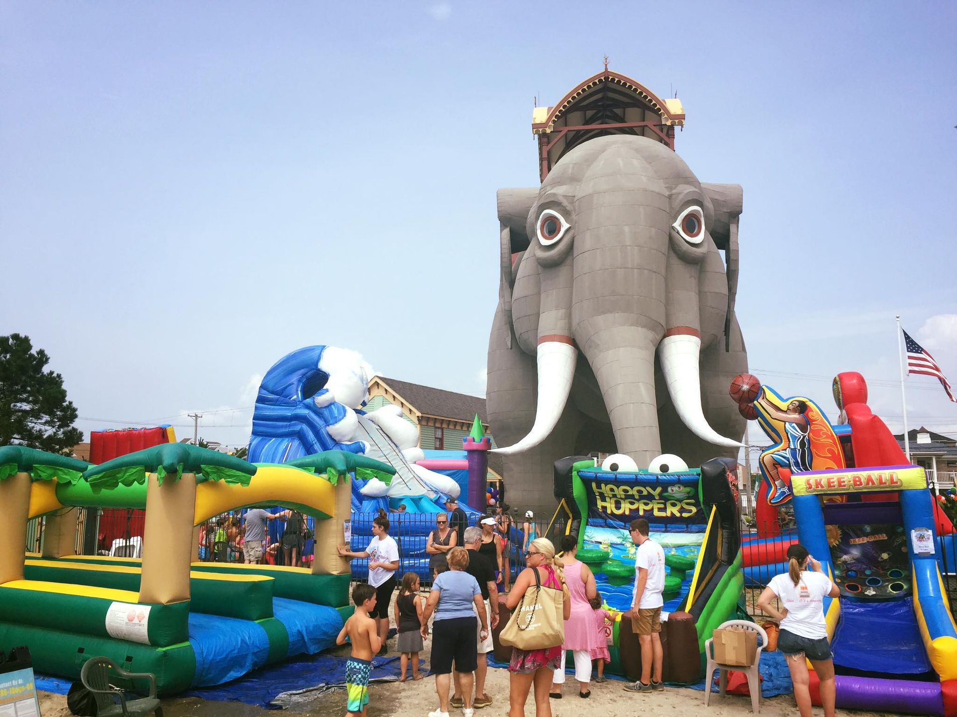 World's Largest Elephant Statue world record in Margate City, New Jersey