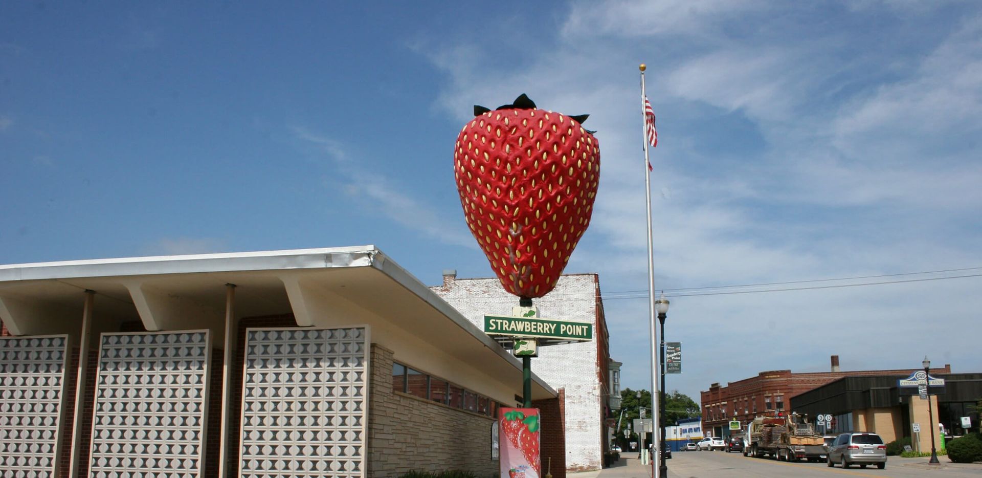 World’s Largest Strawberry Sculpture world record in Strawberry Point