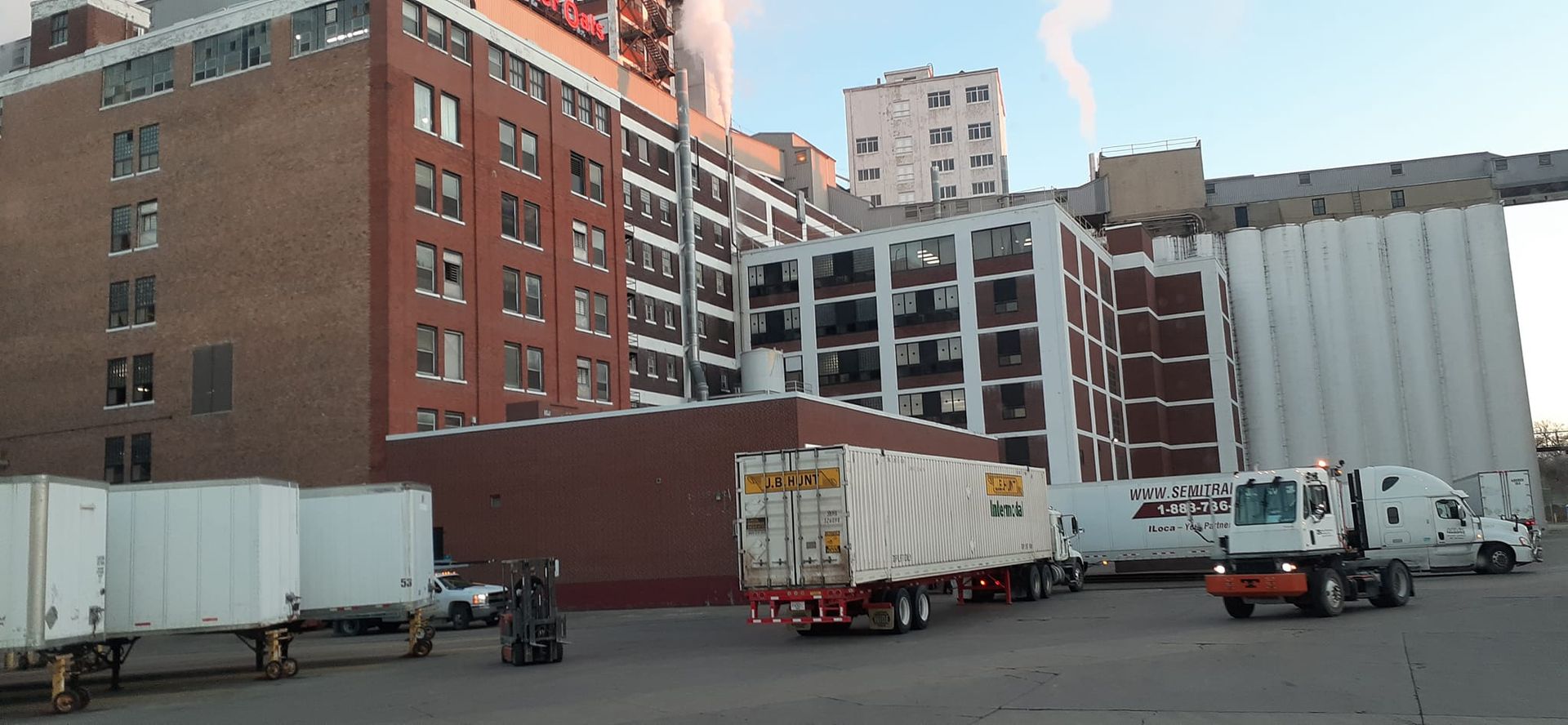 World's Largest Cereal Plant world record in Cedar Rapids, Iowa