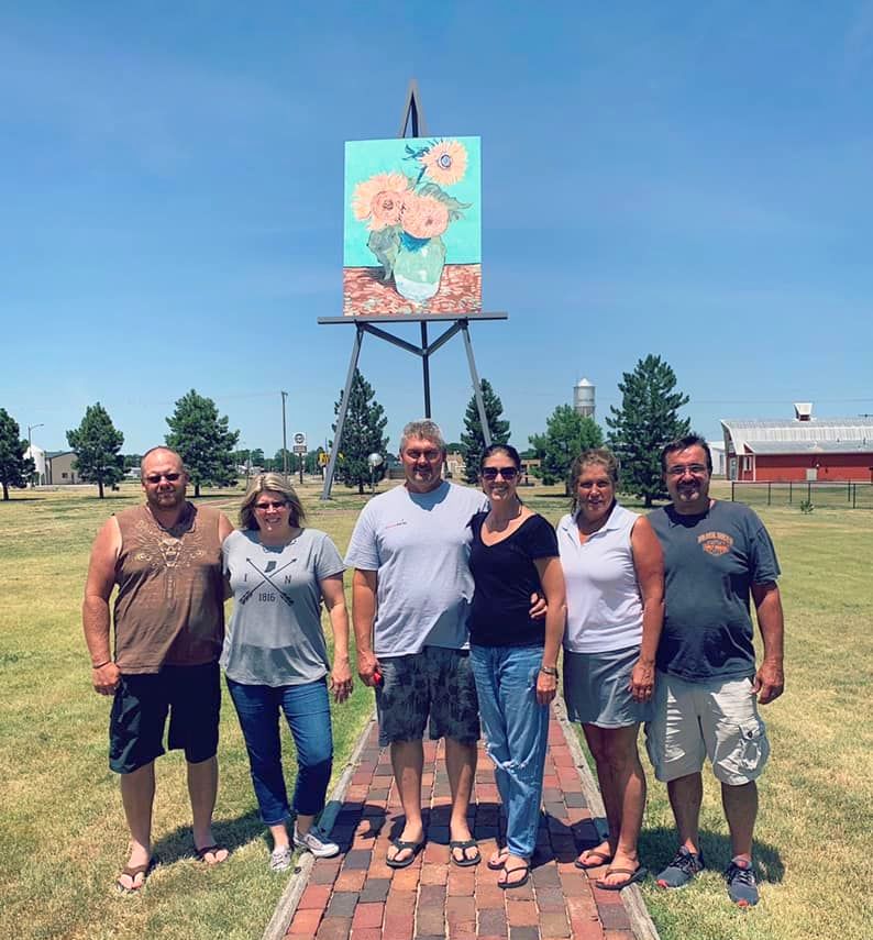 World’s Largest Easel world record in Goodland, Kansas