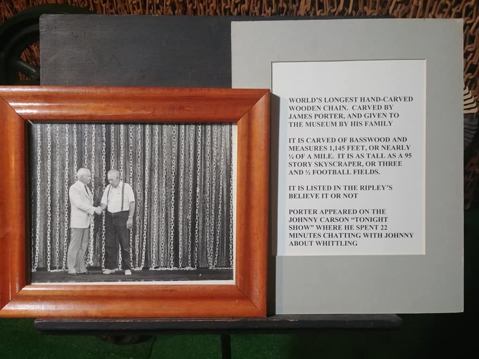 World's largest hand carved wooden chain: world record in Baxter Springs, Kansas