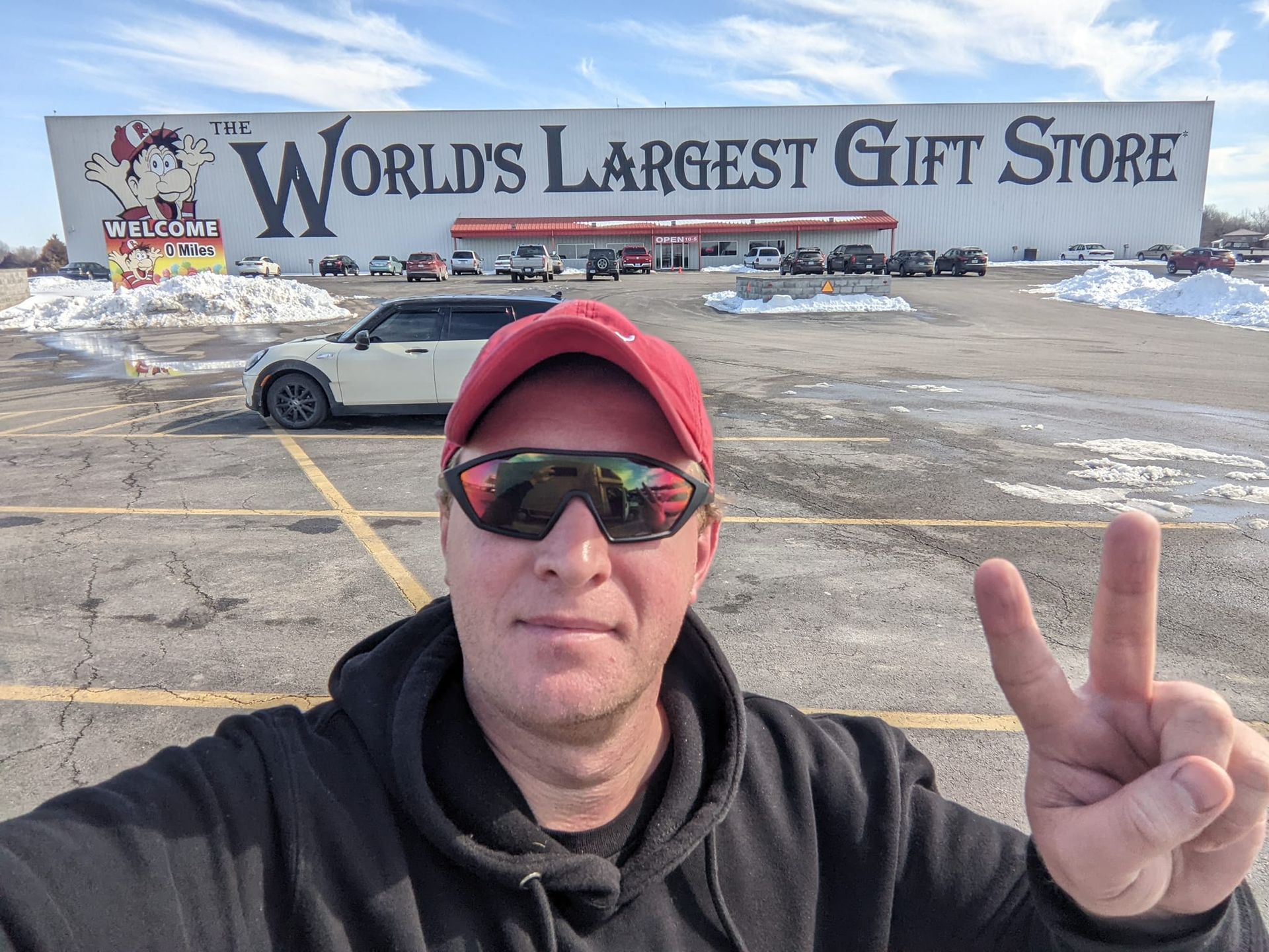 World’s Largest Gift Shop world record in Phillipsburg, Missouri
