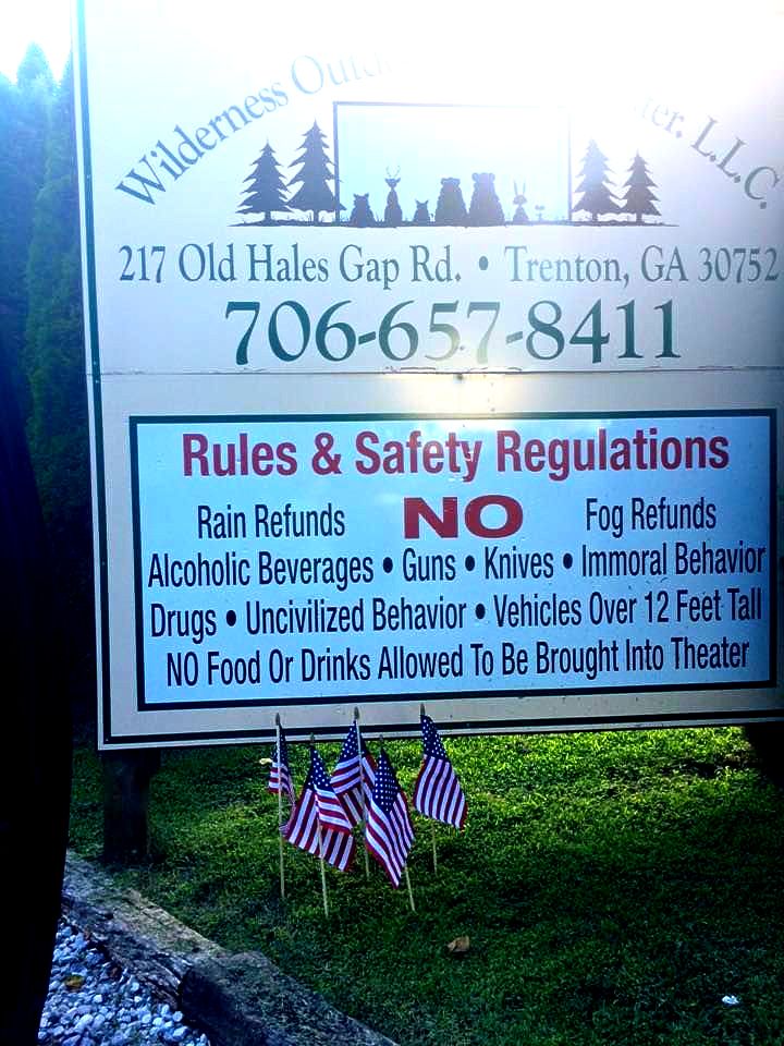 World’s Largest DriveIn Movie Screens world record in Trenton,