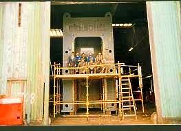 World’s Largest Shear: world record in Louisville, Kentucky