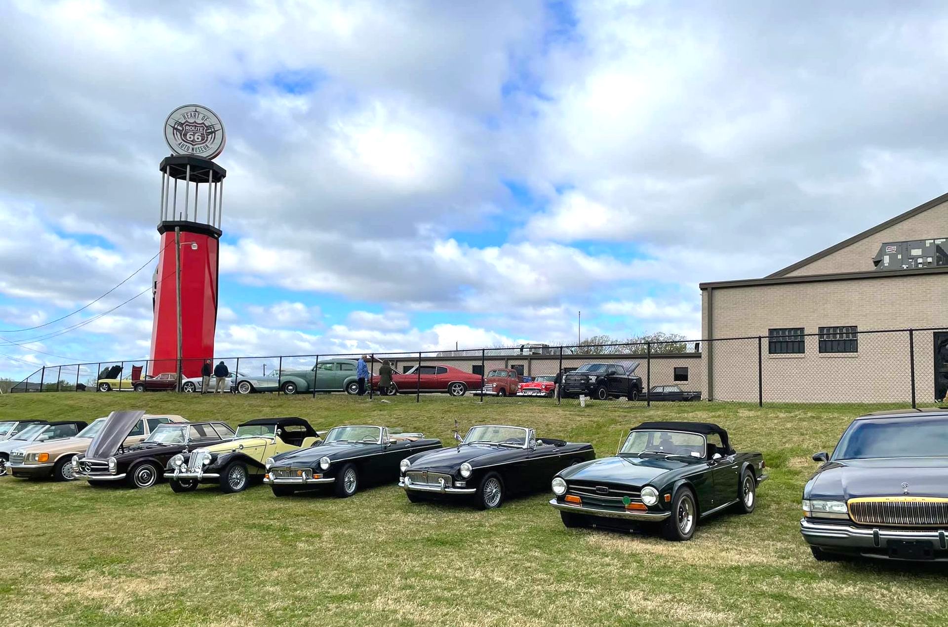 World’s Tallest Gas Pump: world record in Sapulpa, Oklahoma
