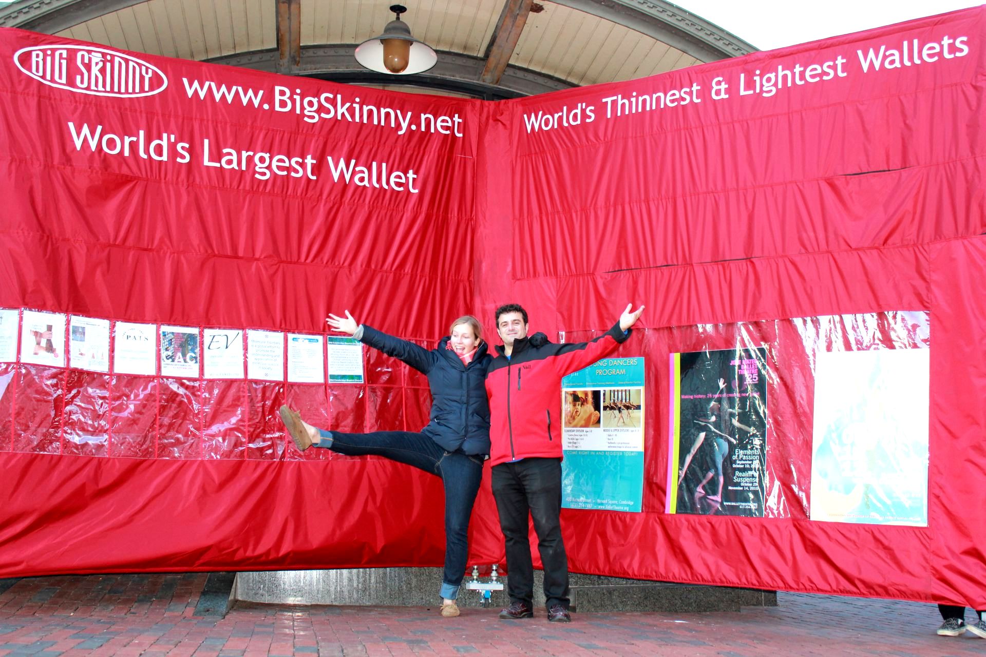 World's Largest Wallet, world record in Cambridge, Massachusetts