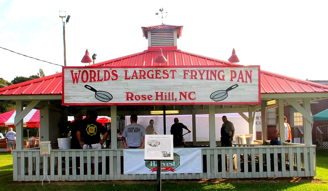 World's Largest Operational Frying Pan, world record in Rose Hill, North Carolina