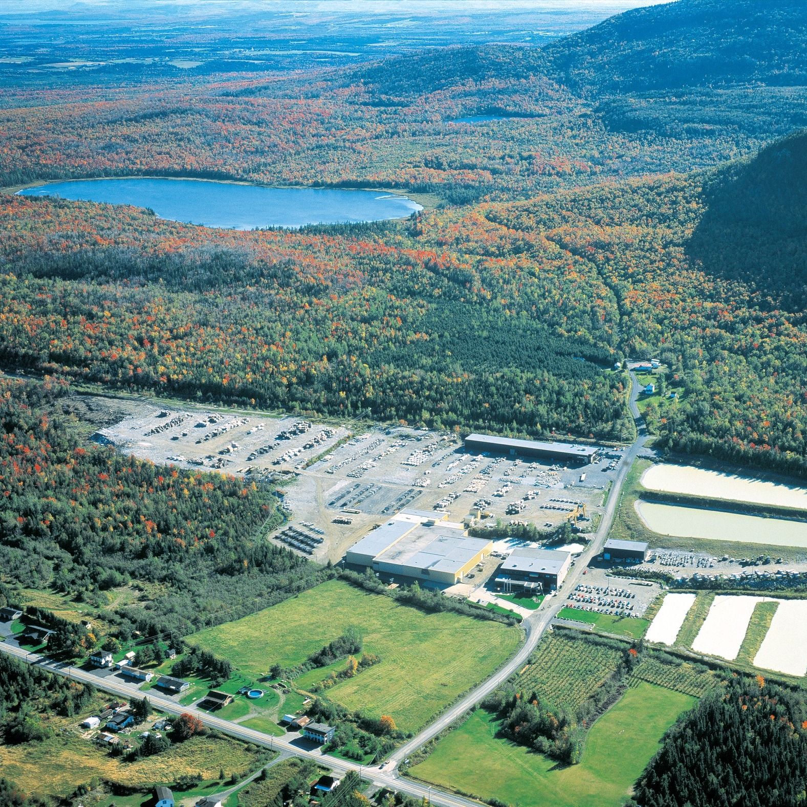 World's Largest Openfaced Granite Quarry, world record near Mount Airy
