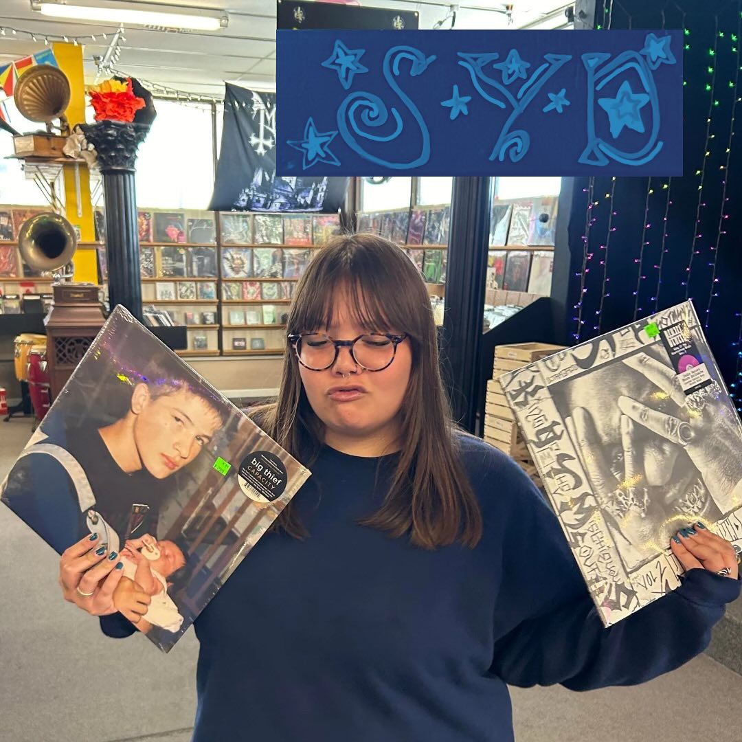 Worlds Largest Record Store Bananas Records Sets World Record worlds-largest-record-store-bananas-records-sets-world-record