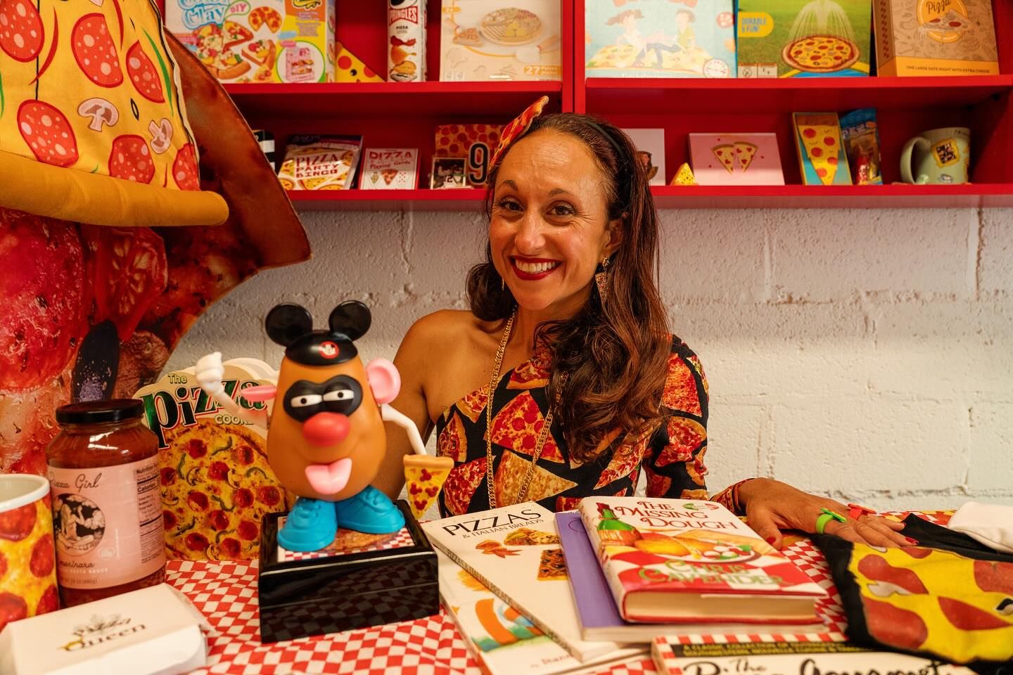 World's Largest Collection of Pizza-related Items, world record in New Jersey