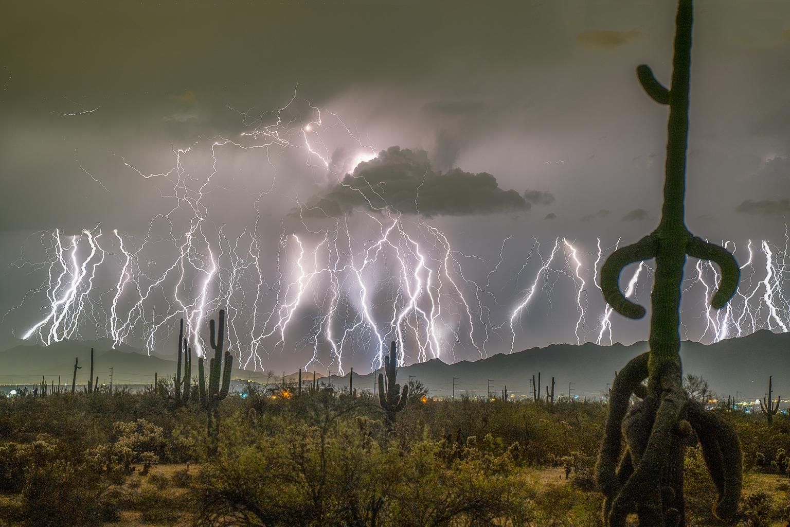 World's Longest Lightning Flash, world record set in the United States