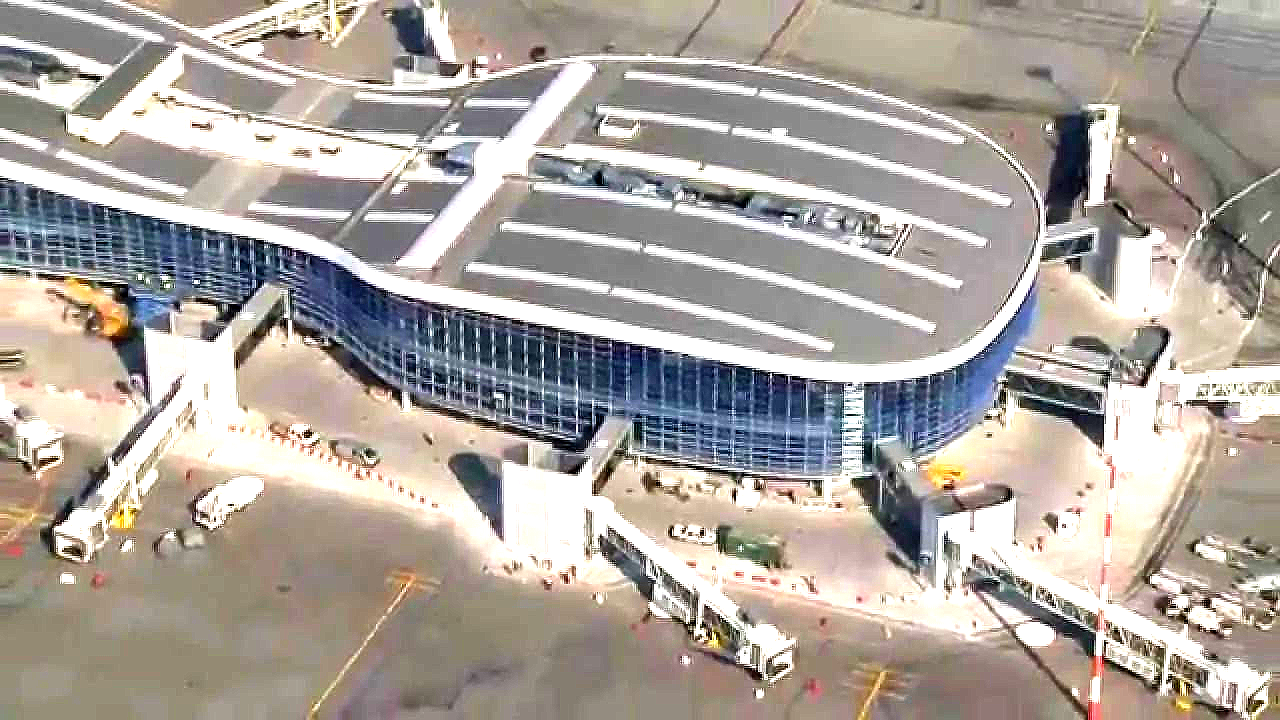 World's First Guitar-Shaped Airport Terminal, Henri Coandă International Airport sets world record