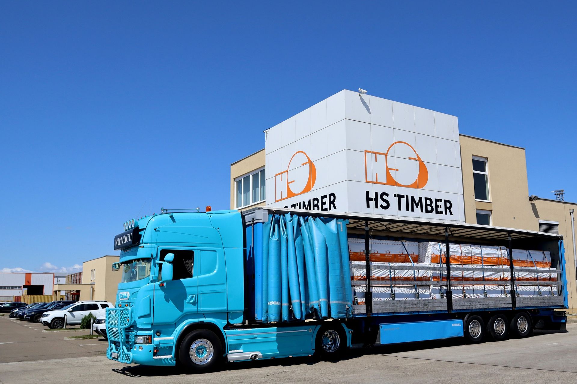 World's Largest Blockboard Factory, world record in Comănești, Romania