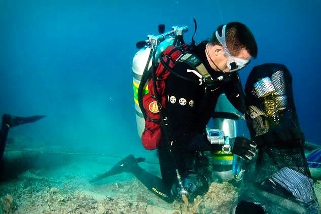 Longest Open Saltwater Scuba Dive - Will Goodman sets world record