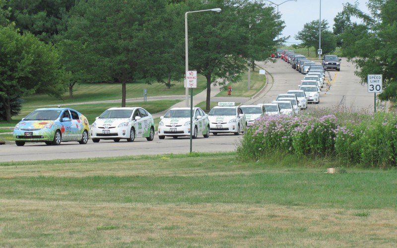 Largest Hybrid Vehicle Parade: Hybrids On Parade set world record (Video)
