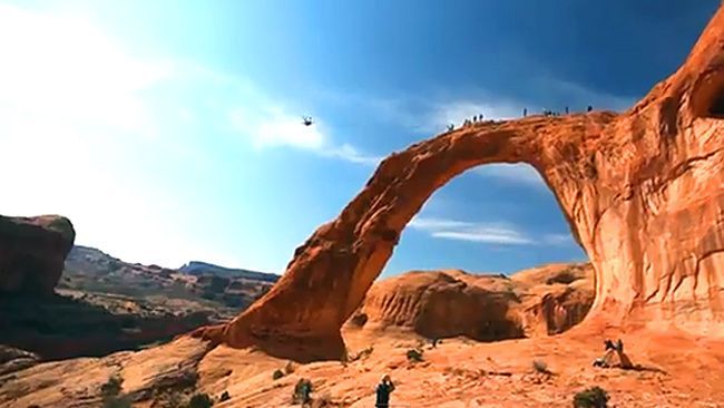 Largest rope swing: Devin Graham and his friends set world record (HD Video)
