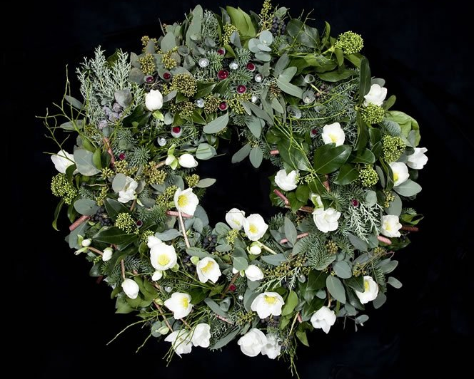 Most expensive Christmas wreath: Finnish florist breaks Guinness World Records' record Most expensive Christmas wreath: Finnish florist breaks Guinness World Records' record