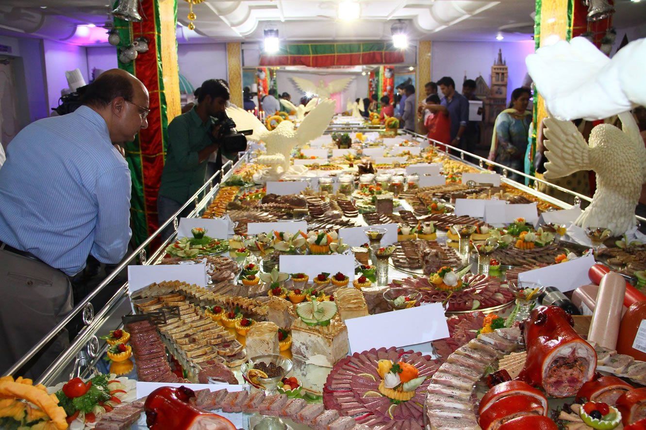 Longest Cold Meat Platter: Culinary Academy of India sets world record (VIDEO)