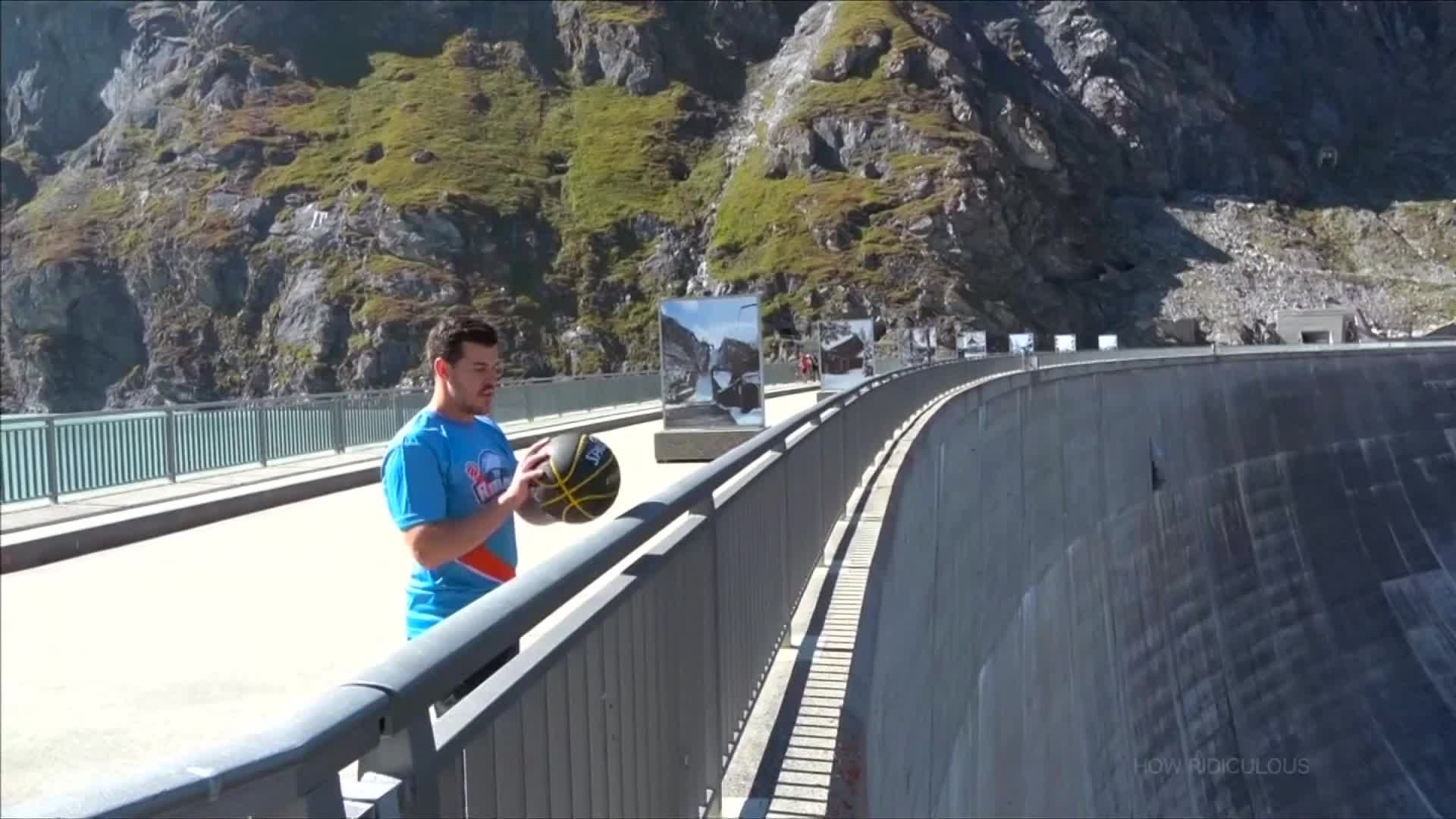 Highest basketball shot: Australian trio breaks Guinness world record (VIDEO)