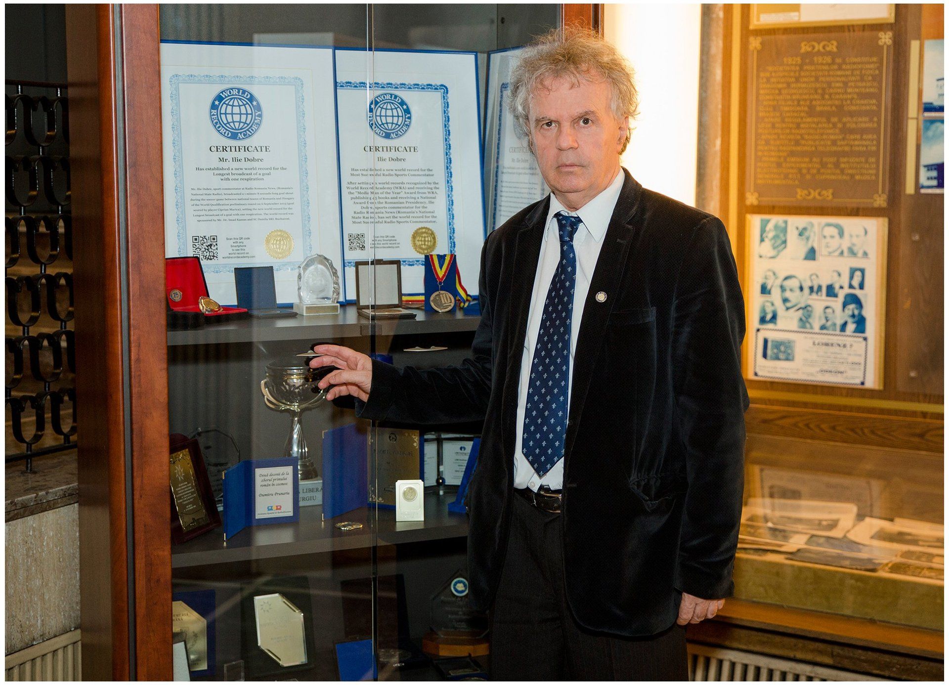 Most books published by a Radio Sports commentator: world record set by Ilie Dobre (VIDEO)
   