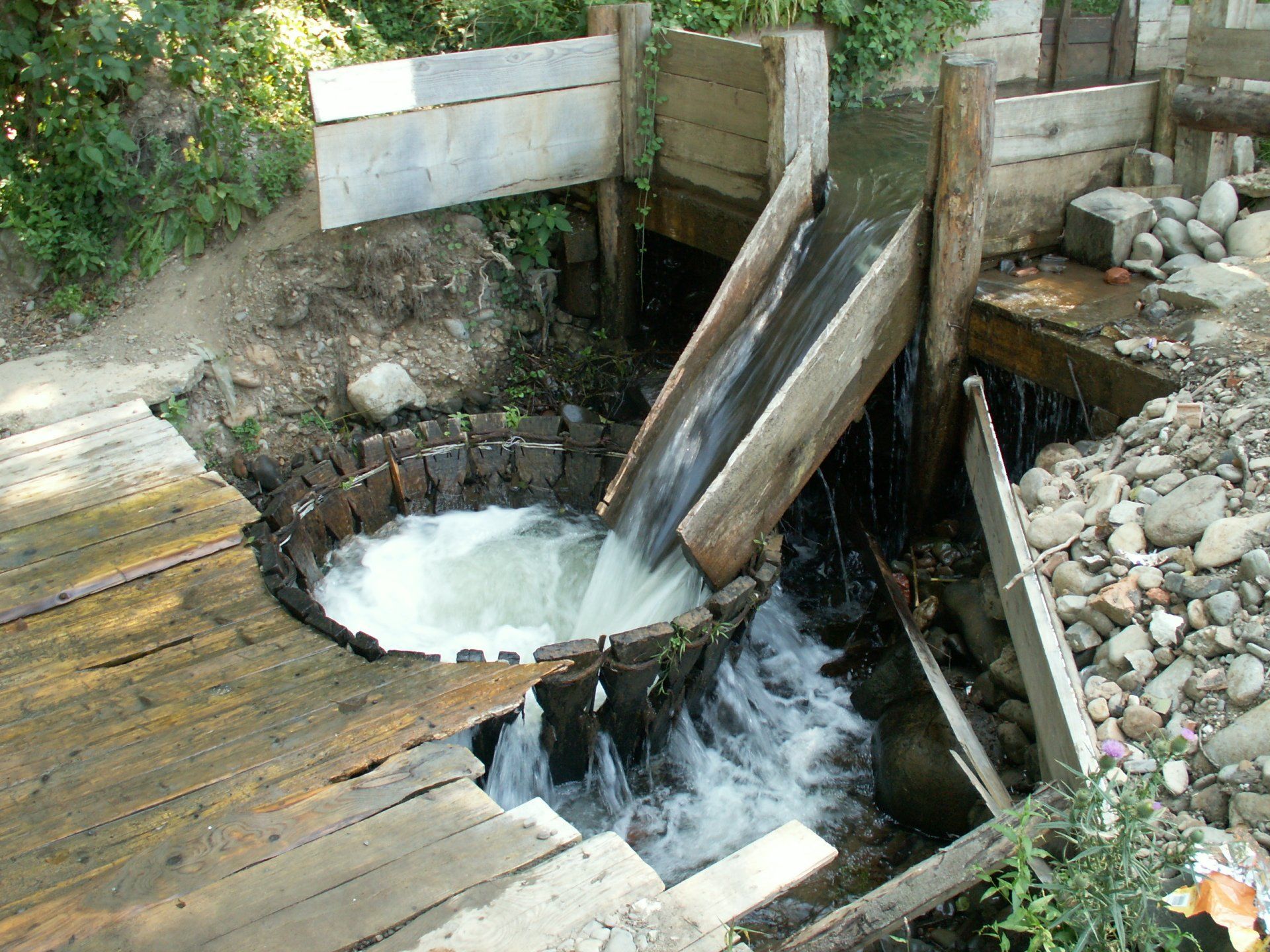 World's first natural washing machine, world record in Romania