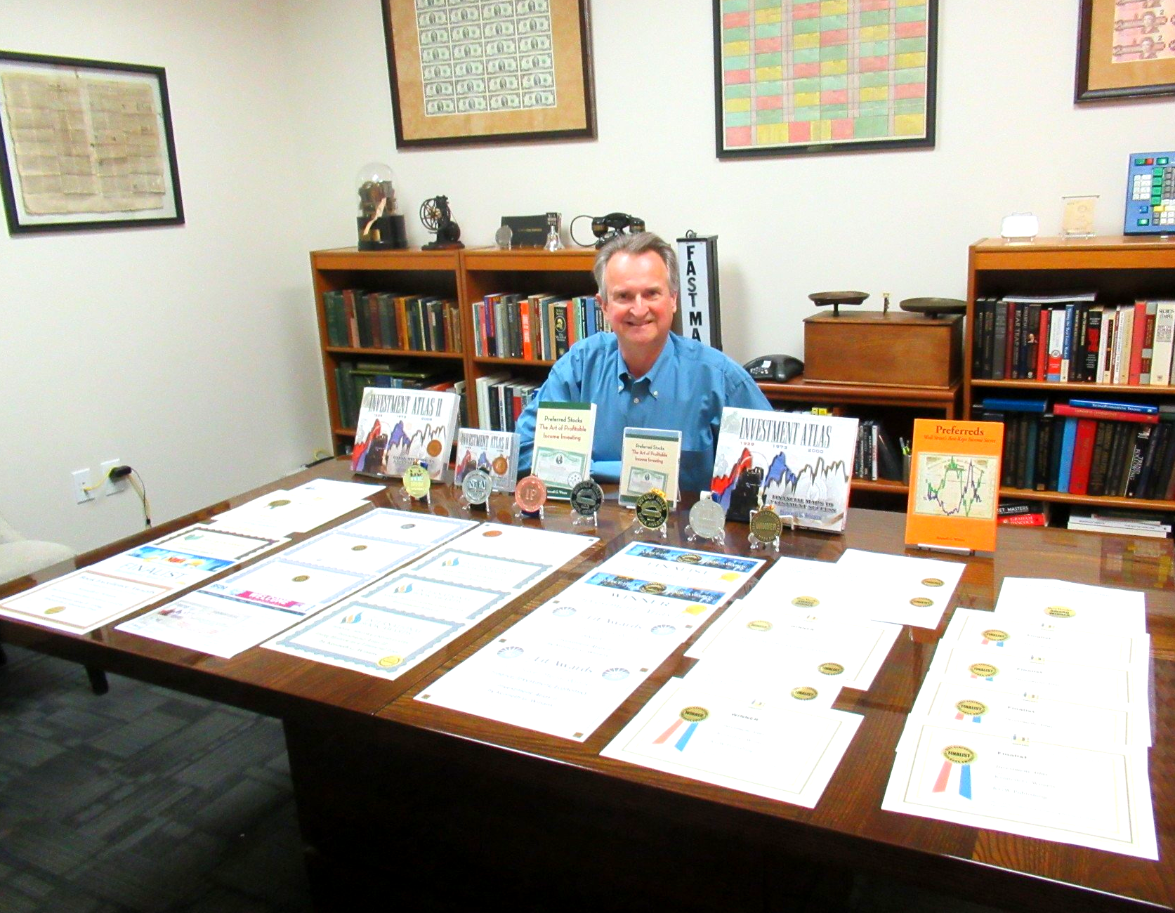 Kenneth G. Winans: Most Awards Won in Major Book Competitions for a Finance Author WORLD RECORD